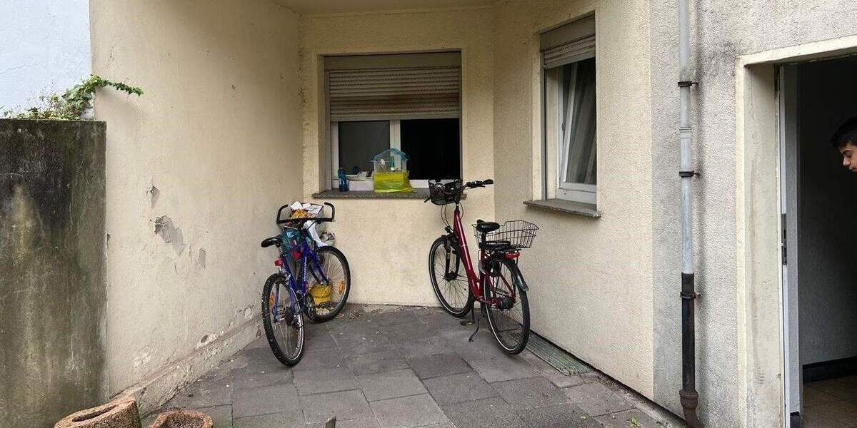 Etagenwohnung Duisburg Untermeiderich - 3 Zimmer, 82 m&sup2;, 119.000&euro; | Angebot:25865311