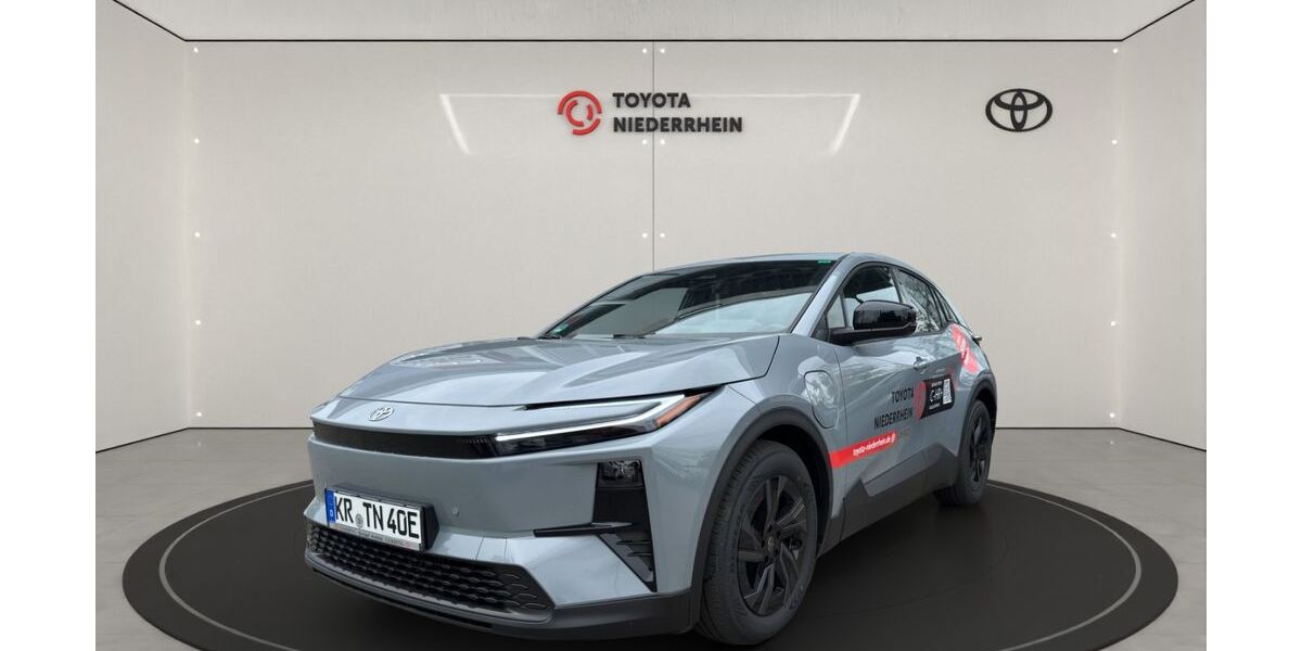 Toyota C-HR 1.500 km 43.980 &euro; Krefeld 47809