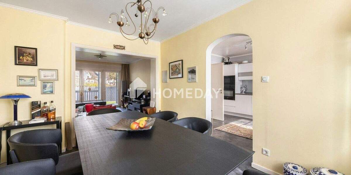 Reihenmittelhaus Mönchengladbach Geneicken - 6 Zimmer, 141 m&sup2;, 398.000&euro; | Angebot:25864027