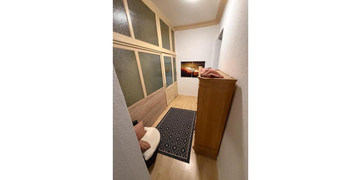 Erdgeschoßwohnung Oberhausen - 3.5 Zimmer, 95 m&sup2;, 1.500&euro; | Angebot:25926370
