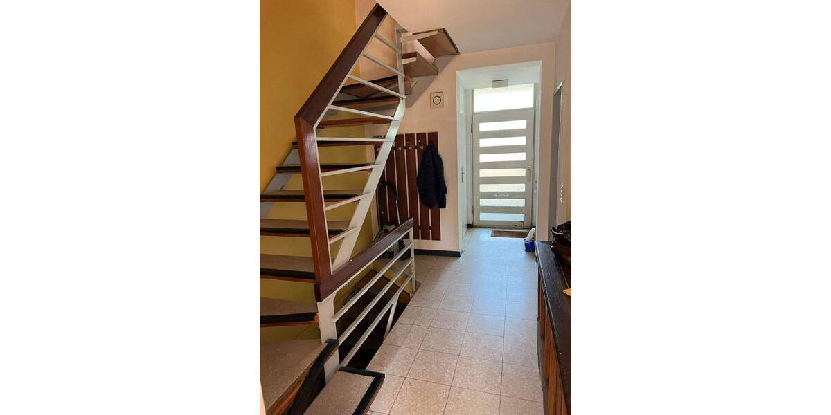 Mehrfamilienhaus, Wohnhaus Willich Schiefbahn - 3 Zimmer, 107 m&sup2;, 280.000&euro; | Angebot:25939405