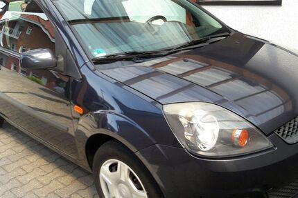 Ford Fiesta 172.000 km 2.350 &euro; Jüchen 41363