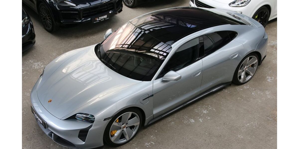 Porsche Taycan 132.552 km 67.990 &euro; Düsseldorf 40237