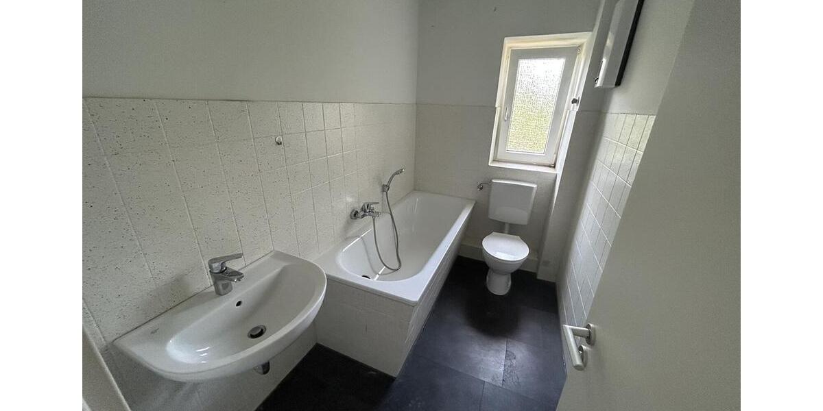 Etagenwohnung Oberhausen Biefang - 2.5 Zimmer, 51 m&sup2;, 348&euro; | Angebot:25986111