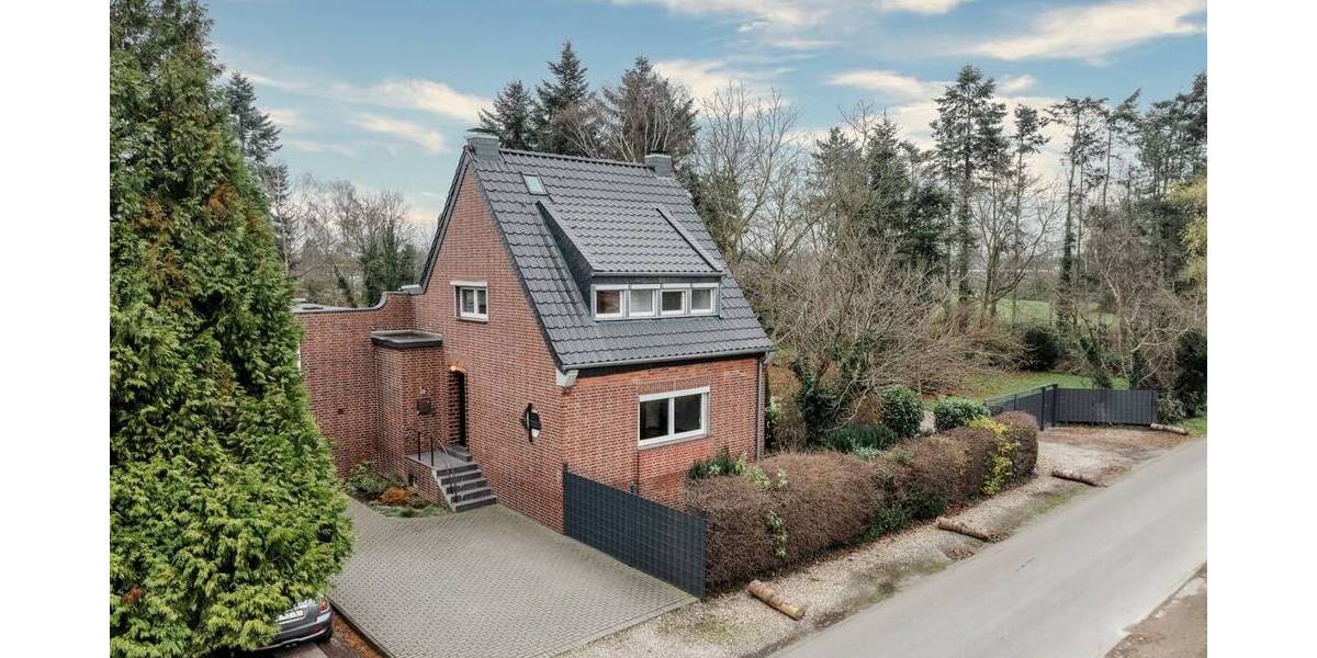 Einfamilienhaus Krefeld / Fischeln Fischeln - 7 Zimmer, 190 m&sup2;, 650.000&euro; | Angebot:25738813