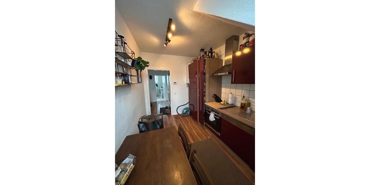 Dachgeschoßwohnung Krefeld Benrad - 2 Zimmer, 62 m&sup2;, 560&euro; | Angebot:25944877