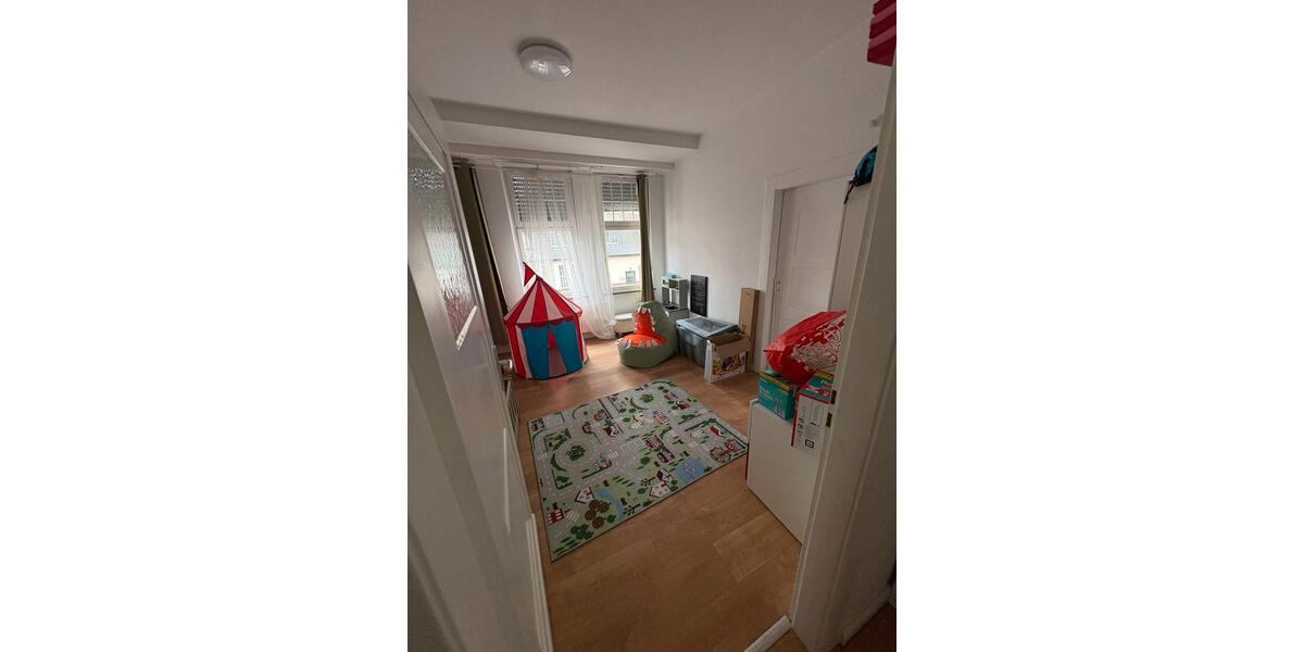 Etagenwohnung Mönchengladbach Nord - 5 Zimmer, 145 m&sup2;, 1.800&euro; | Angebot:26110144