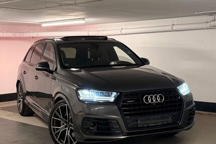 Audi Q7 209.888 km 34.750 &euro; Düsseldorf 40299