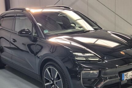 Porsche Macan 15.000 km 98.389 &euro; Haan 42781