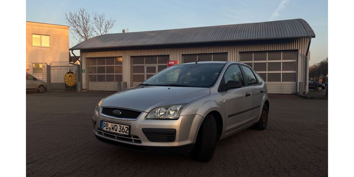 Ford Focus 220.000 km 1.200 &euro; Düsseldorf 40547