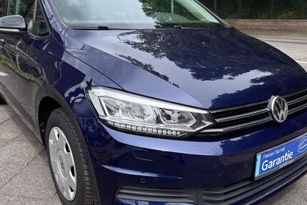 VW Touran 84.000 km 19.900 &euro; Mönchengladbach - Odenkirchen 41199