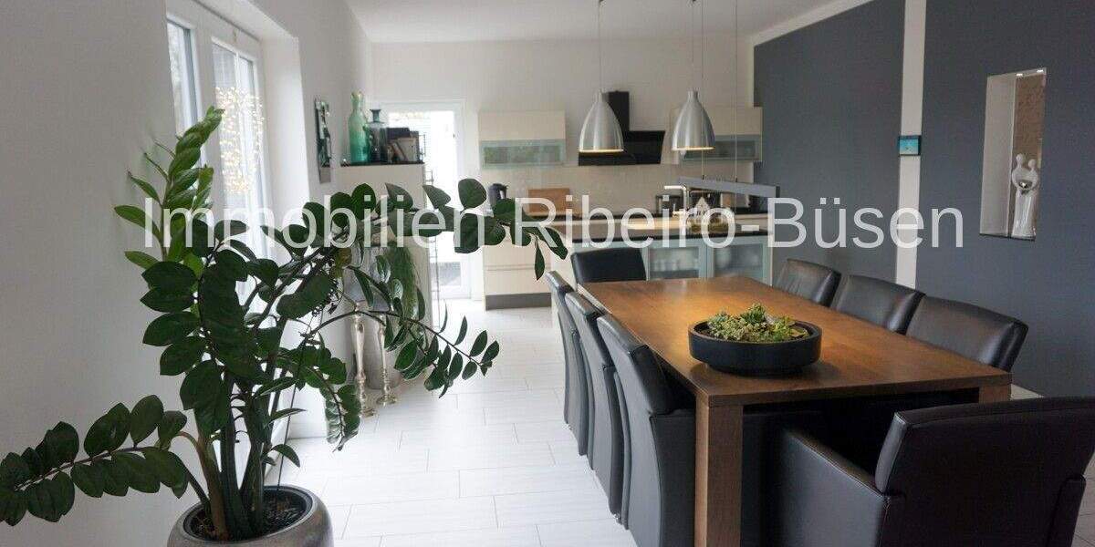 Einfamilienhaus Mönchengladbach / Bettrath-Hoven Bettrath - 5 Zimmer, 175 m&sup2;, 945.000&euro; | Angebot:25698225