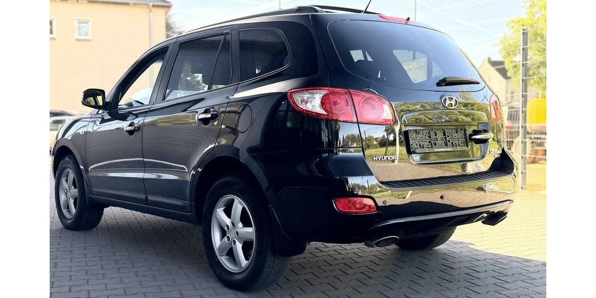 Hyundai Santa Fe 2.0 CRDi Team 08 / Automatik / Allrad 168.000 km 5.900 &euro; Mönchengladbach 41066
