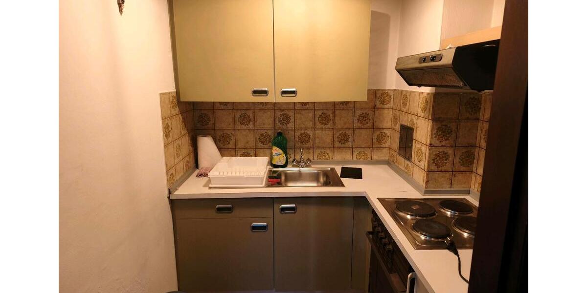 Etagenwohnung Düsseldorf Stadtbezirk 3 - 1 Zimmer, 33 m&sup2;, 1.300&euro; | Angebot:25404171