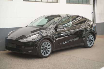 Tesla Model Y 172.917 km 27.950 &euro; Mönchengladbach 41236