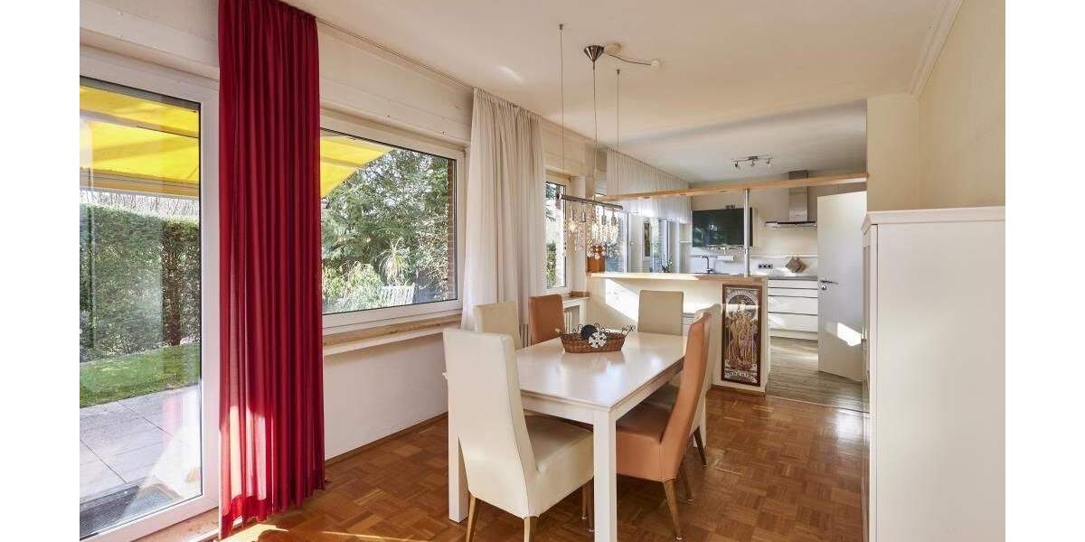 Mehrfamilienhaus, Wohnhaus Krefeld Hüls - 6 Zimmer, 200 m&sup2;, 490.000&euro; | Angebot:25820882