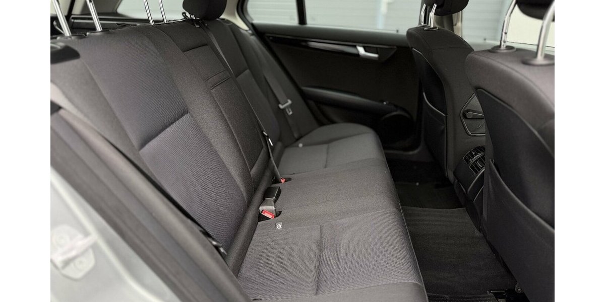 Mercedes-Benz C 180 T Kompressor / 50TKm / el. FH / 1. Hand 50.000 km 11.490 &euro; Mönchengladbach 41066