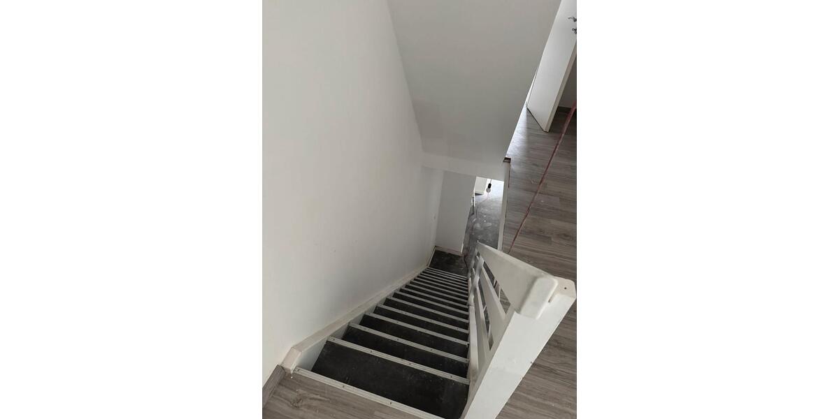 Reihenhaus Viersen Sittard - 5 Zimmer, 148 m&sup2;, 1.700&euro; | Angebot:26547236
