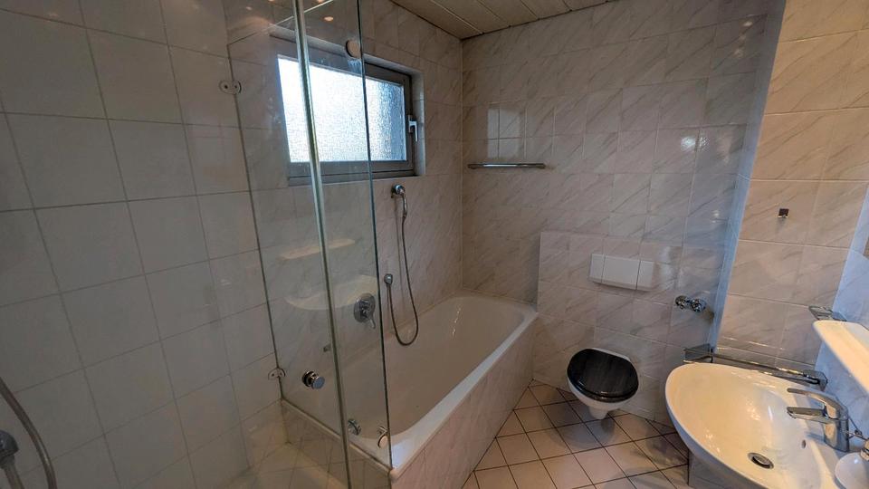 Etagenwohnung Mönchengladbach West - 2.5 Zimmer, 69 m&sup2;, 680&euro; | Angebot:25947660