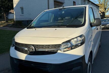 Opel Vivaro 59.000 km 13.200 &euro; Oberhausen 46147