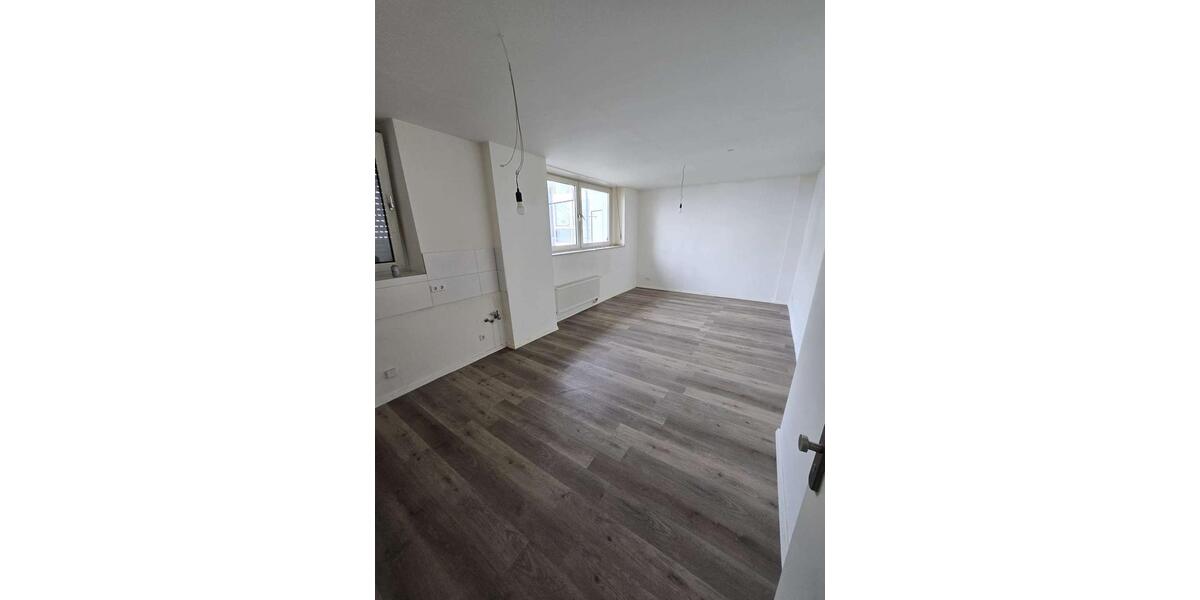 Etagenwohnung Krefeld - 1 Zimmer, 31 m&sup2;, 330&euro; | Angebot:25884294