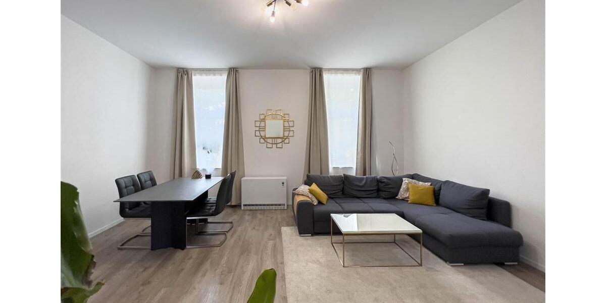 Etagenwohnung Düsseldorf Flingern Süd - 3 Zimmer, 83 m&sup2;, 1.300&euro; | Angebot:25813925