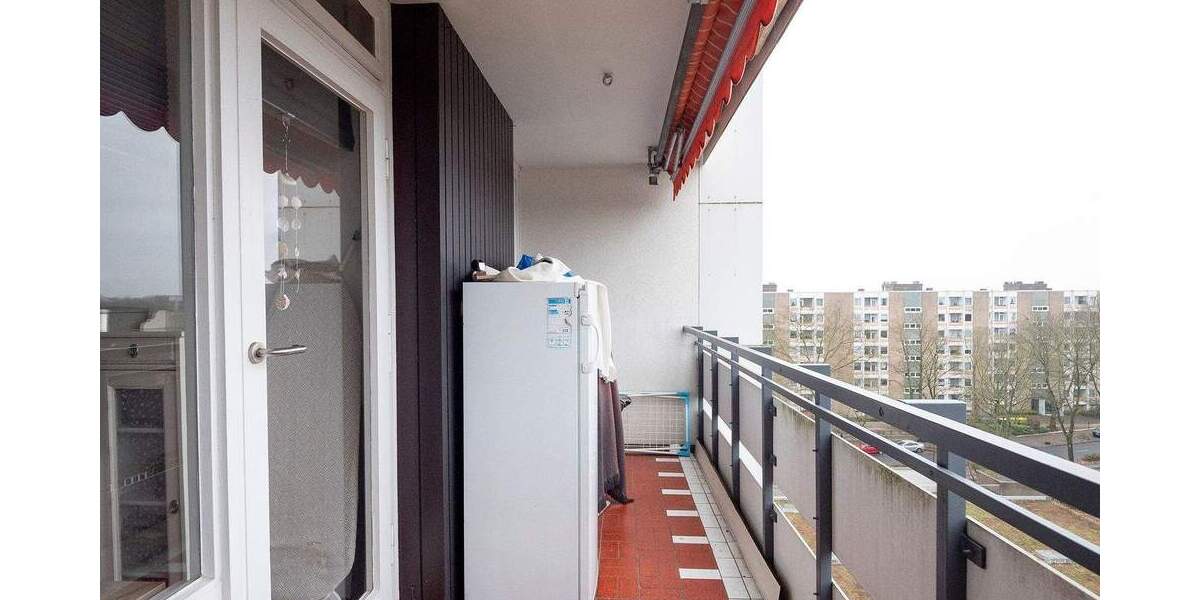 Etagenwohnung Düsseldorf Garath - 3 Zimmer, 82 m&sup2;, 220.000&euro; | Angebot:25682998