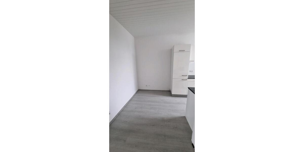 Etagenwohnung Krefeld Cracau - 2 Zimmer, 40 m&sup2;, 530&euro; | Angebot:25968659