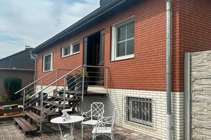 Haus Dormagen Broich - 5 Zimmer, 110 m&sup2;, 480.000&euro; | Angebot:26993107