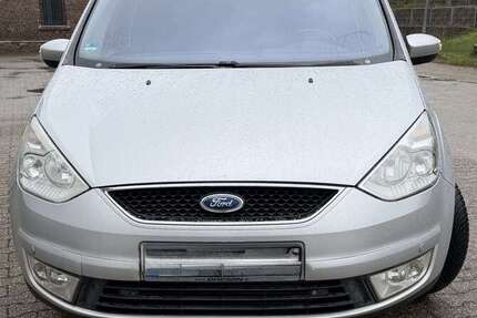 Ford Galaxy 300.000 km 4.900 &euro; grevenbroich 41515