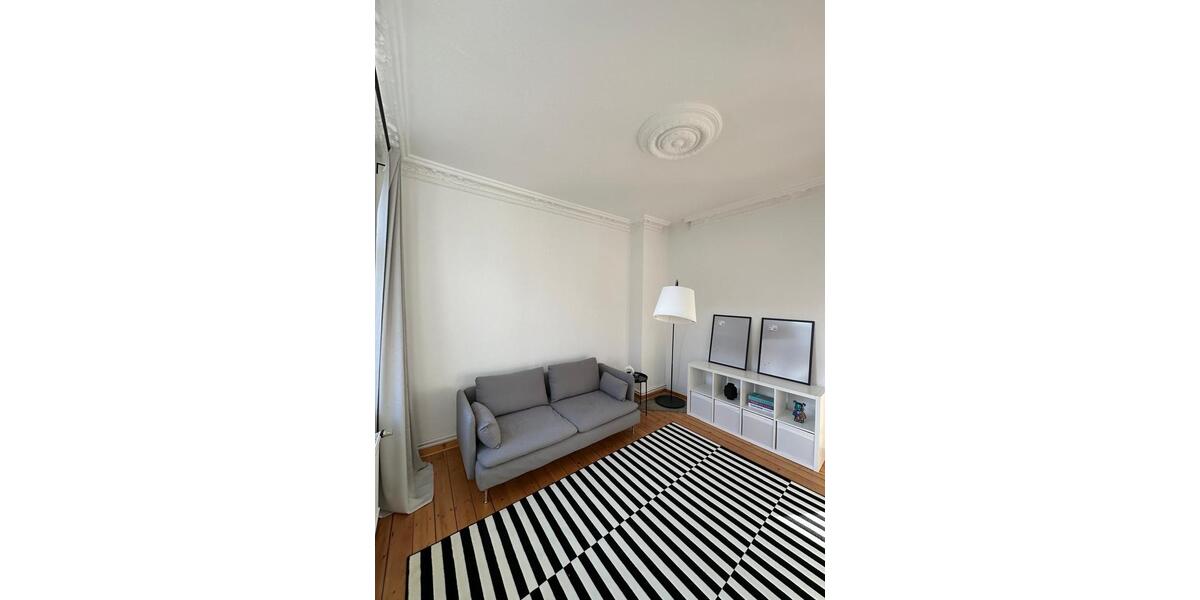 Etagenwohnung Düsseldorf Oberbilk - 3 Zimmer, 77 m&sup2;, 1.600&euro; | Angebot:25991564