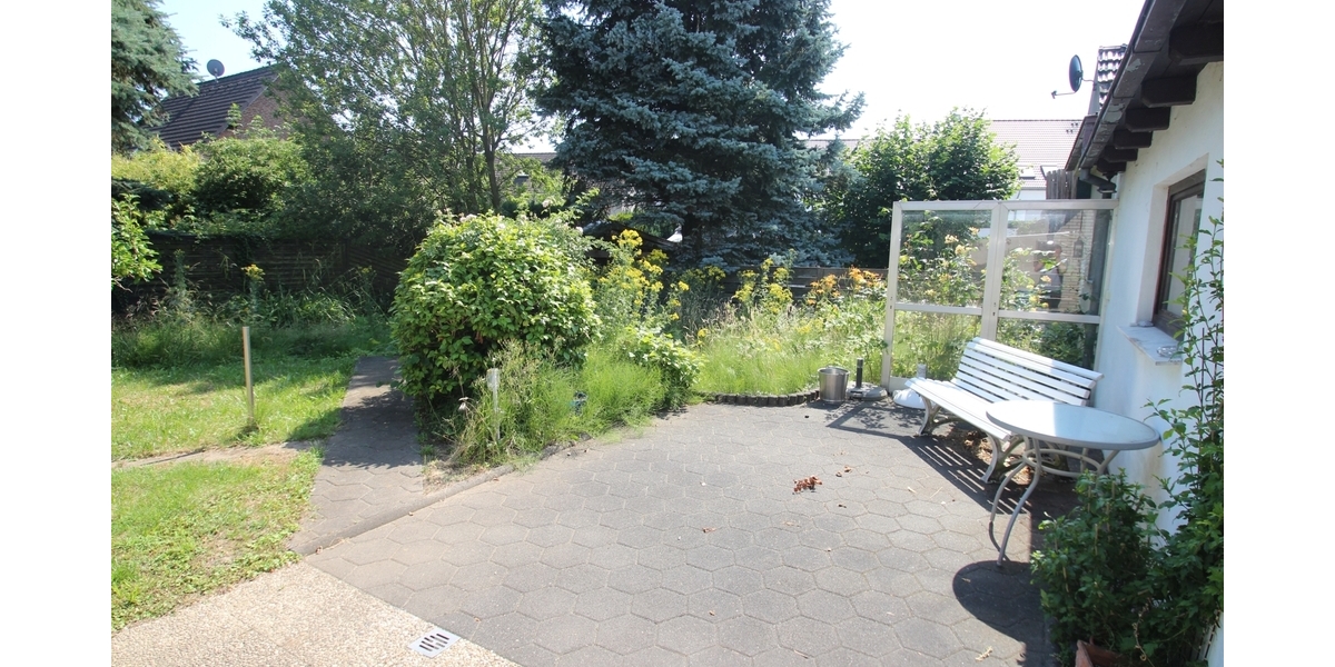 Mit 3D-Rundgang: Ihr neues Zuhause in Reusrath - Einfamilienhaus mit Potenzial und großem Grundstück - Einfamilienhaus Langenfeld | Angebot:26985260