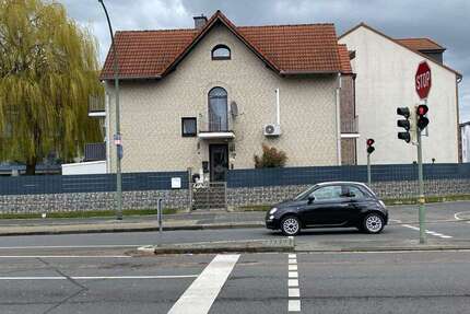 Haus Neuss Furth-Mitte - 6 Zimmer, 137 m&sup2;, 530.000&euro; | Angebot:24526835