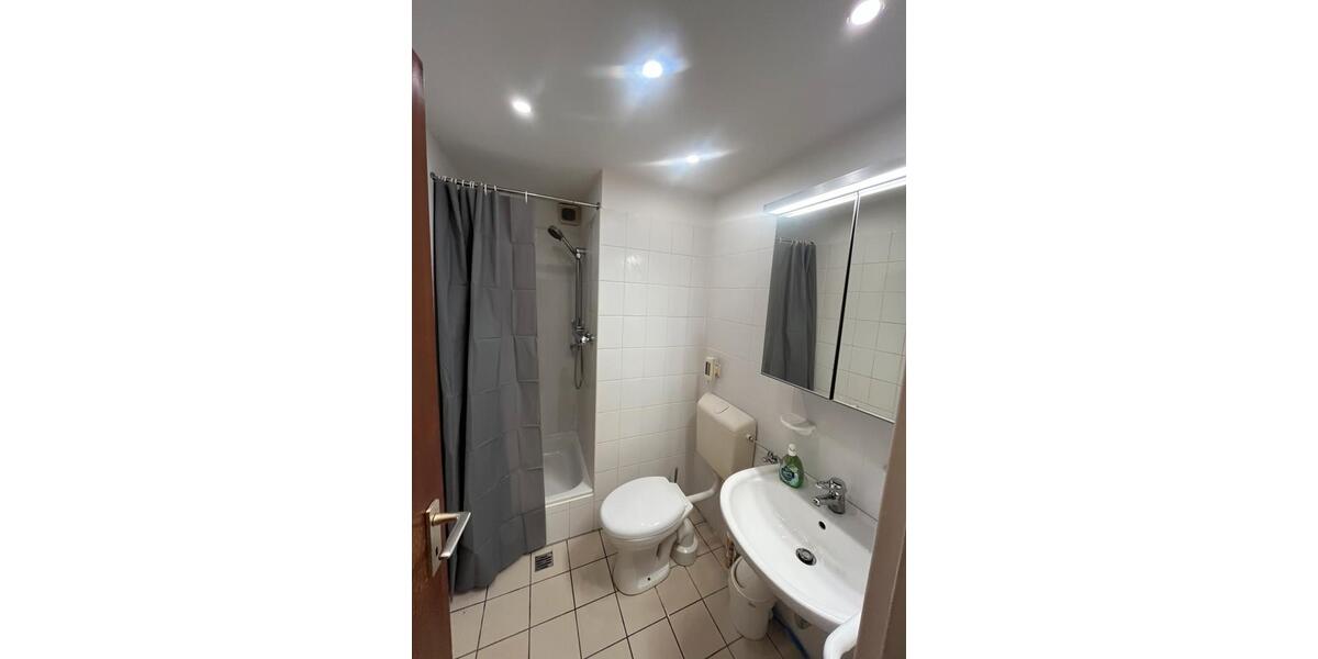 Etagenwohnung Meerbusch Necklenbroich - 1 Zimmer, 25 m&sup2;, 665&euro; | Angebot:26551153