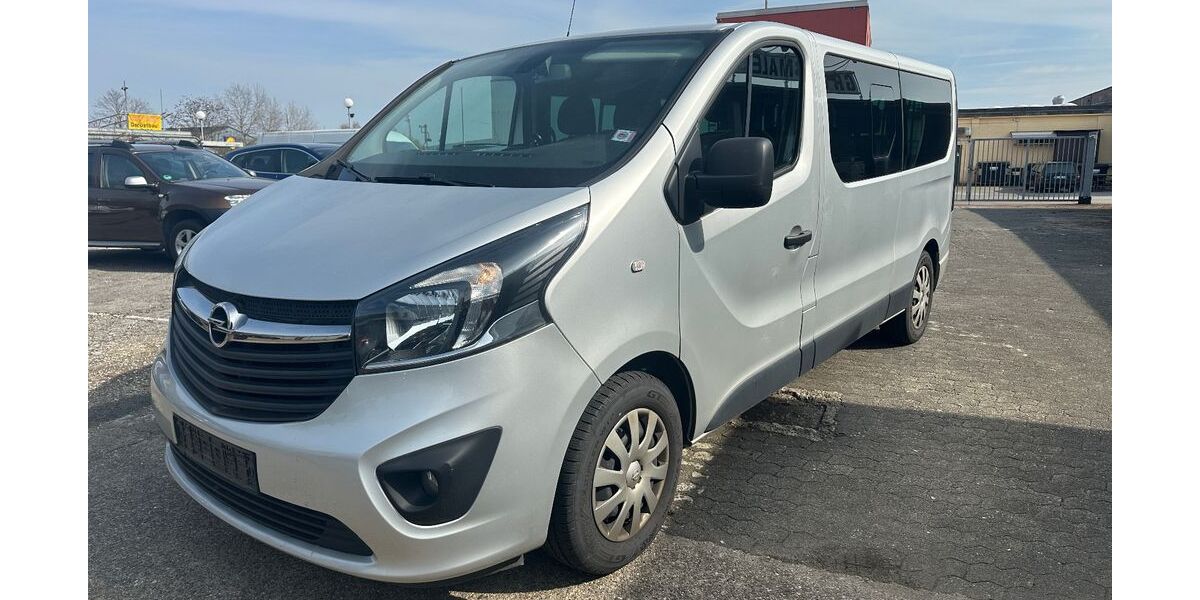 Opel Vivaro 165.000 km 11.990 &euro; Neuss 41469