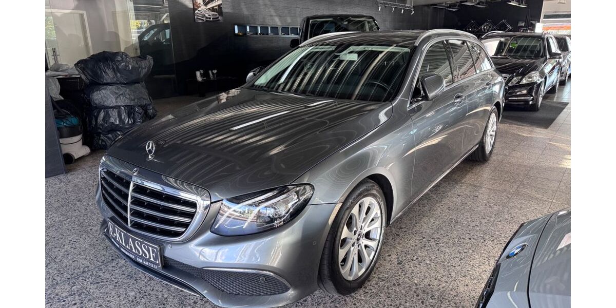 Mercedes-Benz E 200 150.000 km 18.999 &euro; Oberhausen 46145