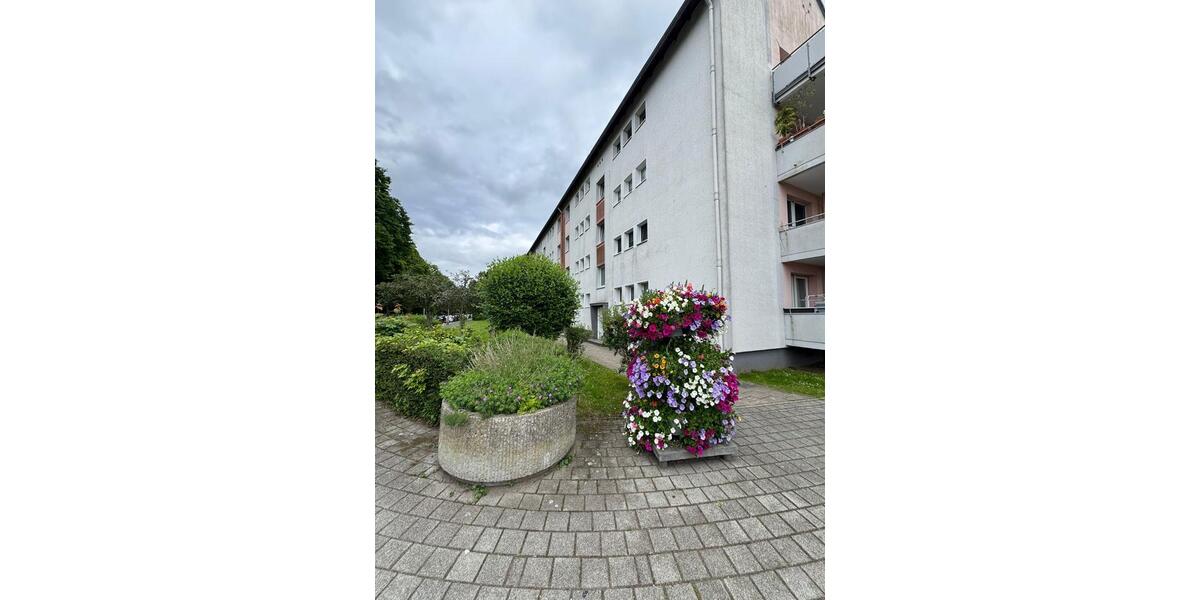 Erdgeschoßwohnung Duisburg Duisburg-Mitte - 3.5 Zimmer, 65 m&sup2;, 800&euro; | Angebot:26670847