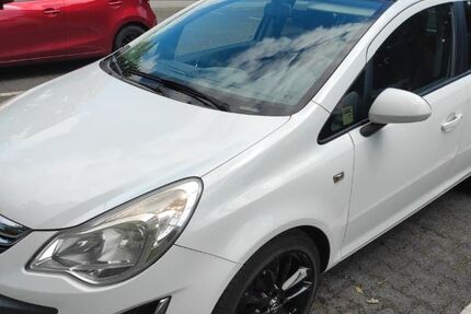 Opel Corsa 151.035 km 3.850 &euro; Moers 47445