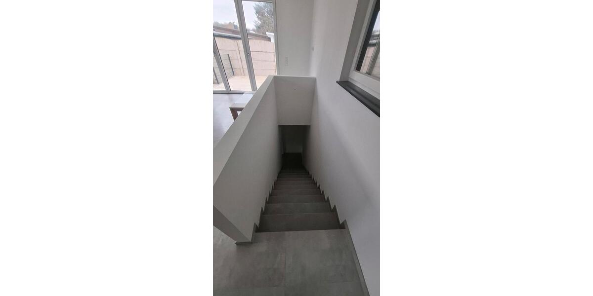 Etagenwohnung Grevenbroich Neuenhausen - 3.5 Zimmer, 87 m&sup2;, 1.750&euro; | Angebot:25418927