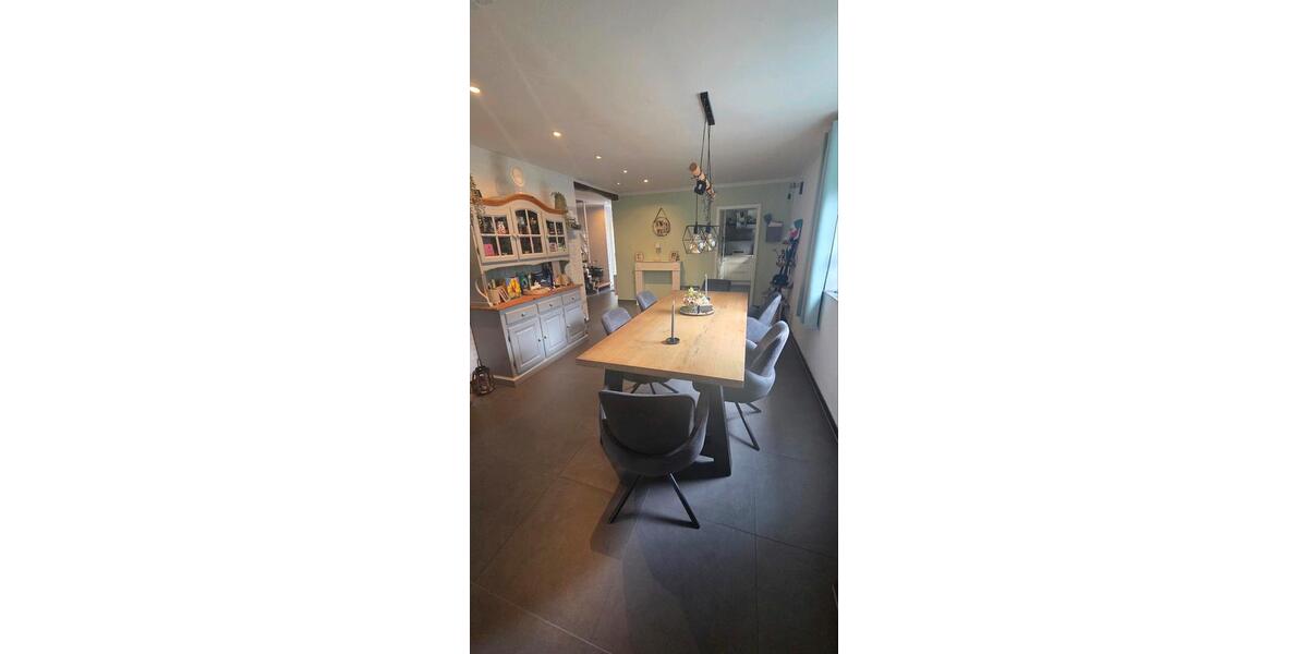 Einfamilienhaus Mönchengladbach Ost - 5 Zimmer, 127 m&sup2;, 1.500&euro; | Angebot:26623943