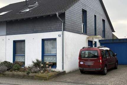 Haus Moers Kapellen-Mitte - 4 Zimmer, 114 m&sup2;, 399.000&euro; | Angebot:25668381