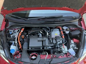 Honda Jazz Hybrid 1.5 e CVT Crosstar+LED+BT+Klimaauto+ 12.235 km 21.444 &euro; Meerbusch 40667