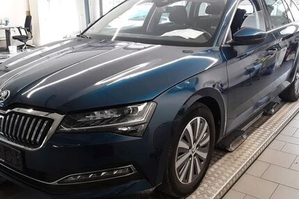 Skoda Superb 67.778 km 21.829 &euro; Hilden 40721