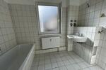Etagenwohnung Duisburg Hamborn - 3.5 Zimmer, 76 m&sup2;, 449&euro; | Angebot:25389401