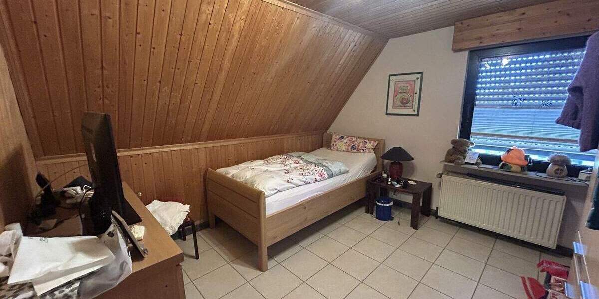 Doppelhaushälfte Duisburg Bergheim - 4 Zimmer, 130 m&sup2;, 419.000&euro; | Angebot:25686064