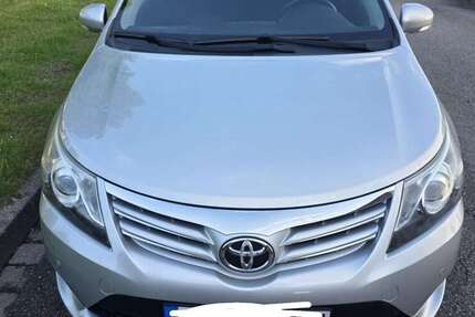 Toyota Avensis 105.000 km 7.900 &euro; Kempen 47906