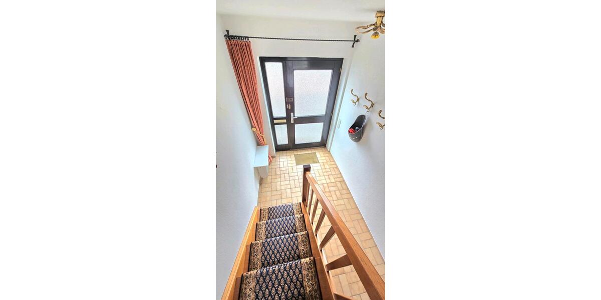 Reihenhaus Krefeld Benrad - 4 Zimmer, 125 m&sup2;, 1.500&euro; | Angebot:26623925