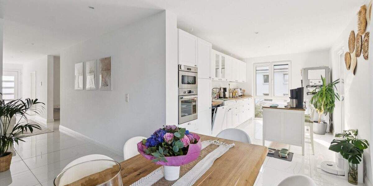 Doppelhaushälfte Neuss Weissenberg - 8 Zimmer, 324 m&sup2;, 1.349.000&euro; | Angebot:25685892