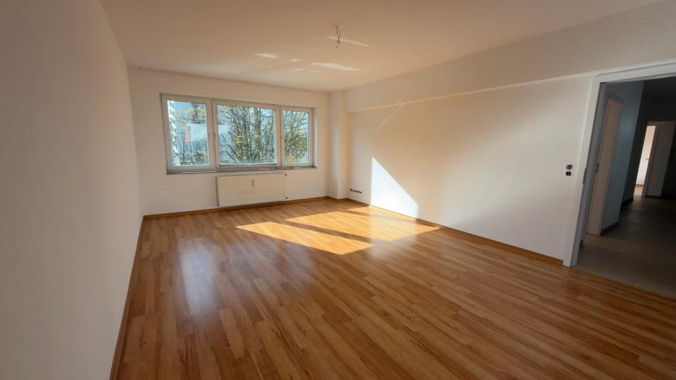 Etagenwohnung Düsseldorf Pempelfort - 3 Zimmer, 93 m&sup2;, 1.440&euro; | Angebot:26663995