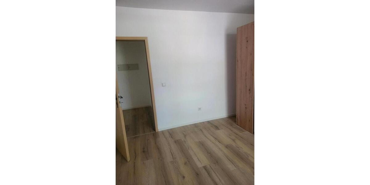 Erdgeschoßwohnung Mülheim an der Ruhr Menden-Holthausen - 1 Zimmer, 85 m&sup2;, 1.320&euro; | Angebot:27595621
